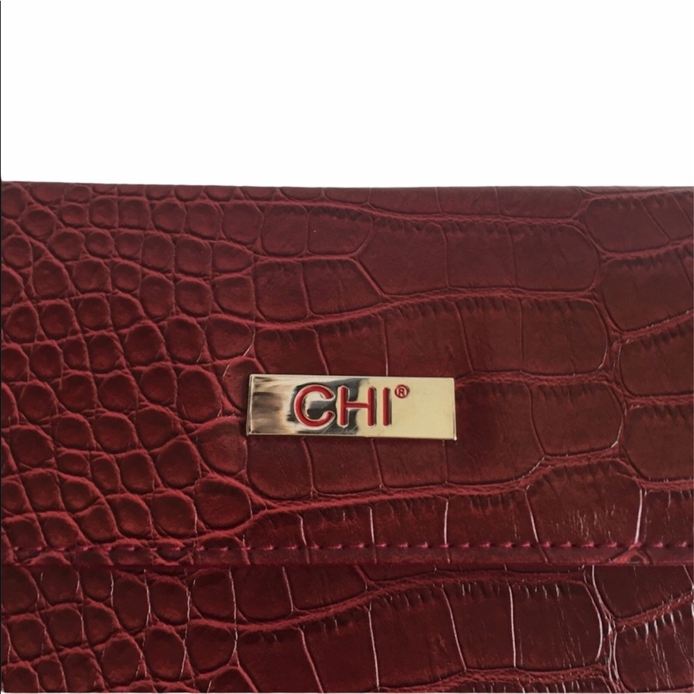 CHI Burgundy Red Maxi Clutch with Optional Chain Strap Baguette East West - Picture 2 of 10